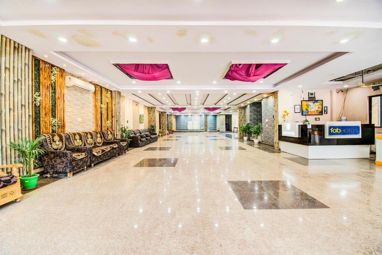 Hotel Sarweshwary Varanasi Exterior foto